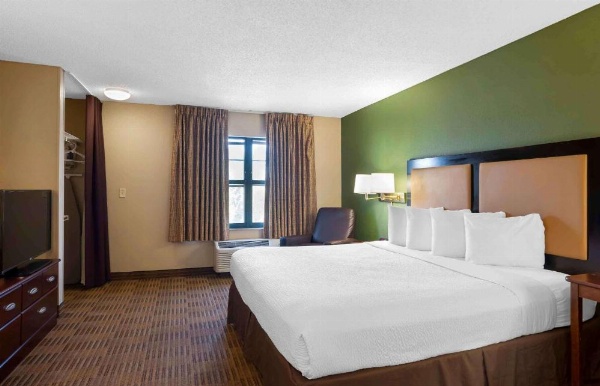 Extended Stay America Suites - Orange County - Huntington Beach image 16